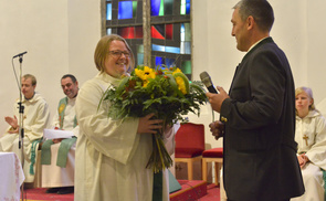 Die neue Pastoralassistentin Bernadette Hackl wurde herzlich willkommen geheißen. © Jack Haijes